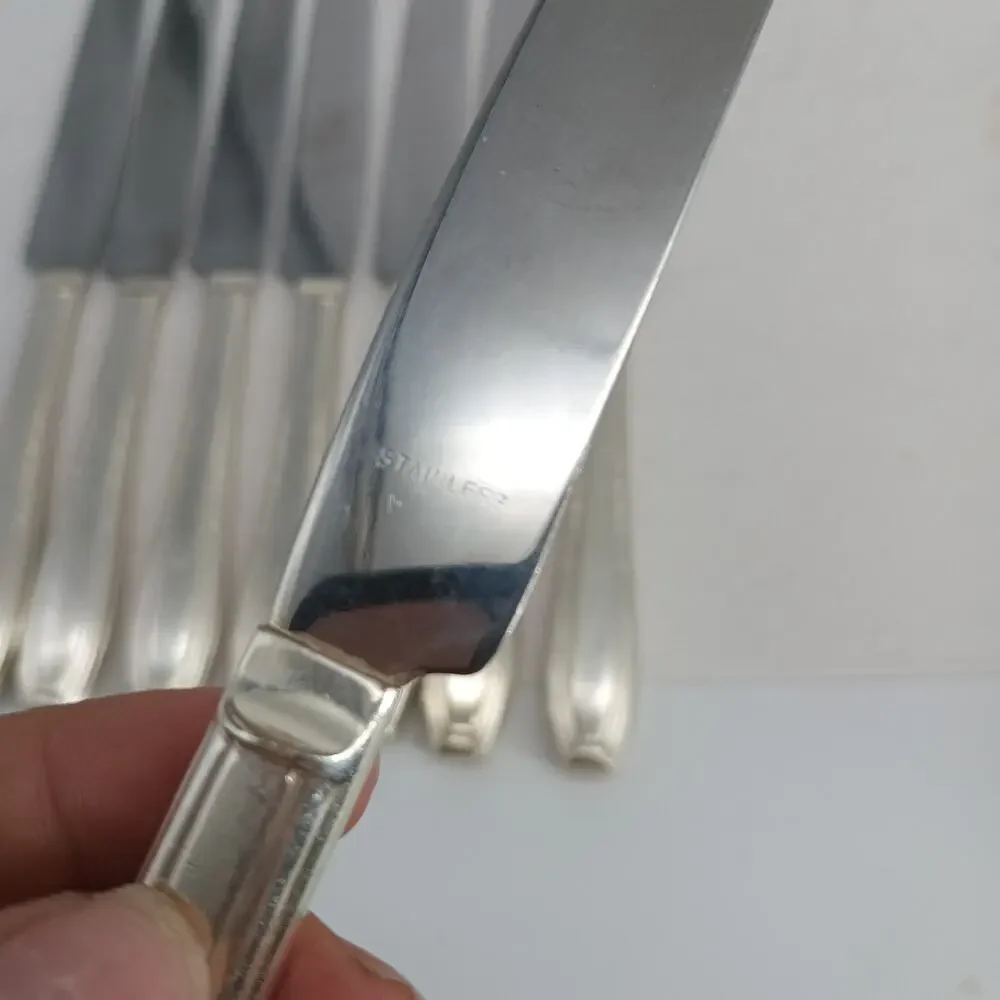 8X BK Harmony House by Wallace Serenade Silverplate Flatware BUTTER Knives Vtg